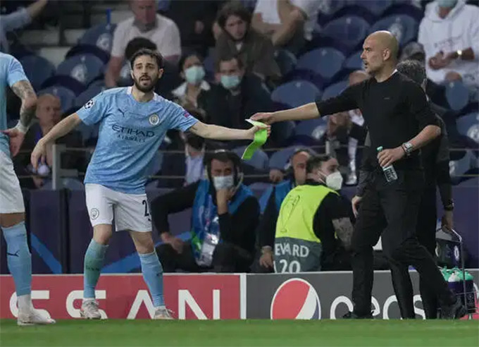 Coach Guardiola personally appointed Bernado Silva to be the new captain