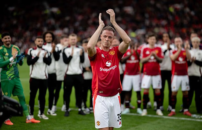 Evans will focus on the development of young players in MU