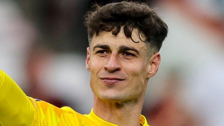 In the eyes of Arsenal, Kepa is an experienced goalkeeper, understanding the tournament and cheap