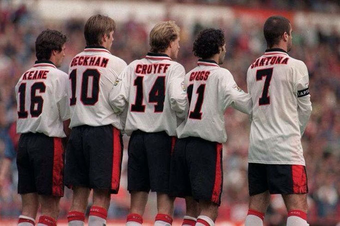 Beckham used to wear the number 10 shirt at MU