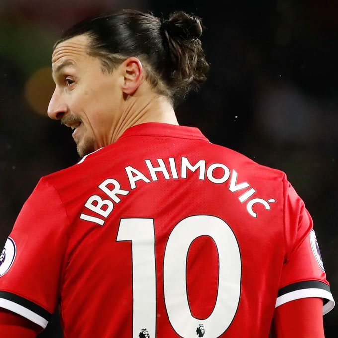 Ibrahimovic decided to get the number 10 shirt at MU