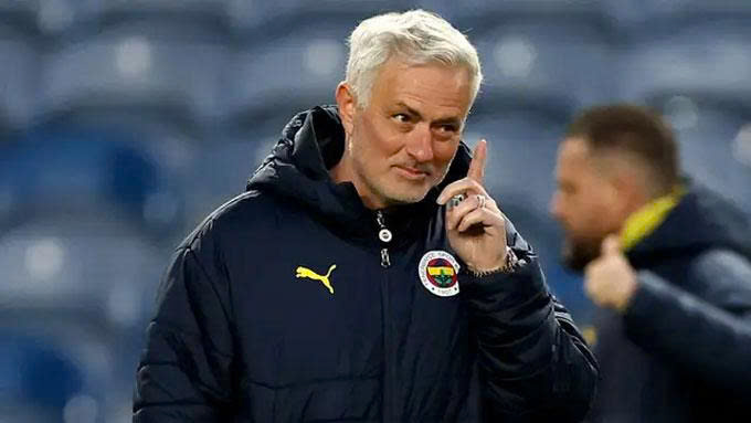 He also criticized Liverpool's 2005 Champions League Champions