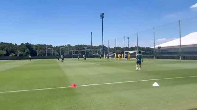 Liverpool is testing very strong borderless throws