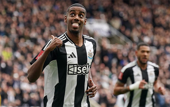 Lost Isak this summer will be a disaster for Newcastle