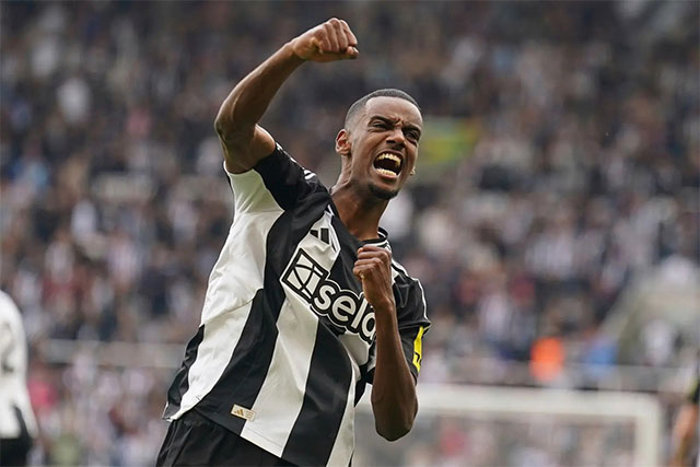 Isak is the pursuit of Liverpool