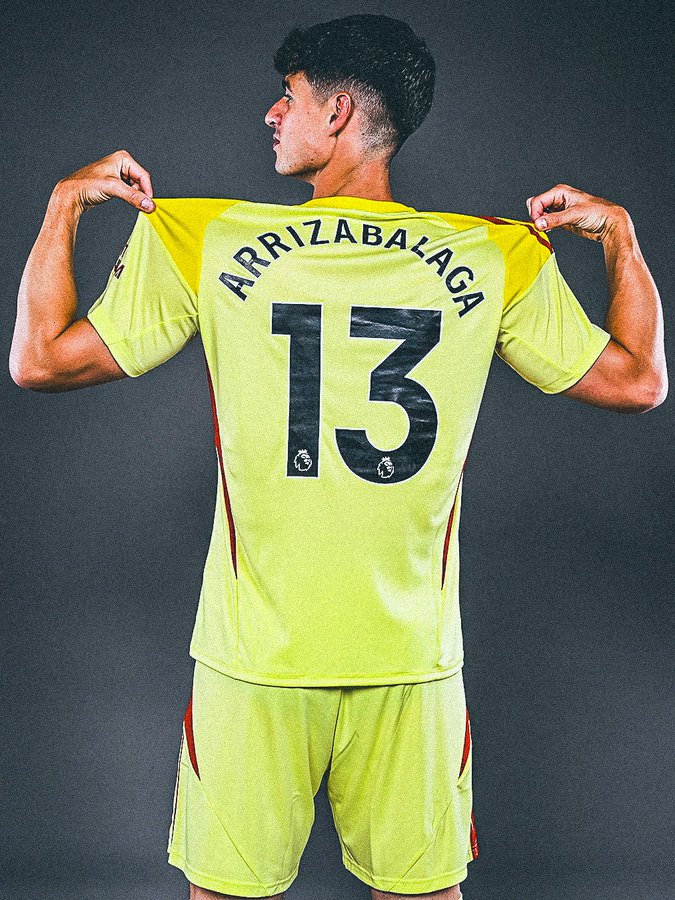 Kepa Arrizabalaga joined Arsenal from Chelsea with a £ 5 million agreement.
