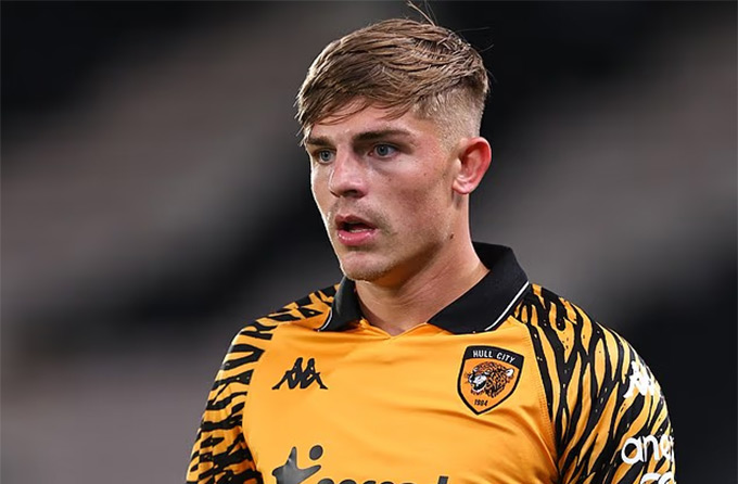 Brandon Williams is trying at Hull City