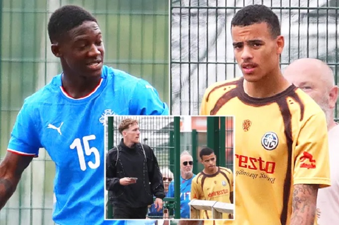 Mason Greenwood reunited with two MU players in Manchester