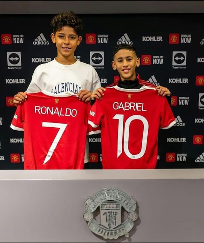 Gabriel is like "Little Messi" And made Ronaldo collapse because of his outstanding talent
