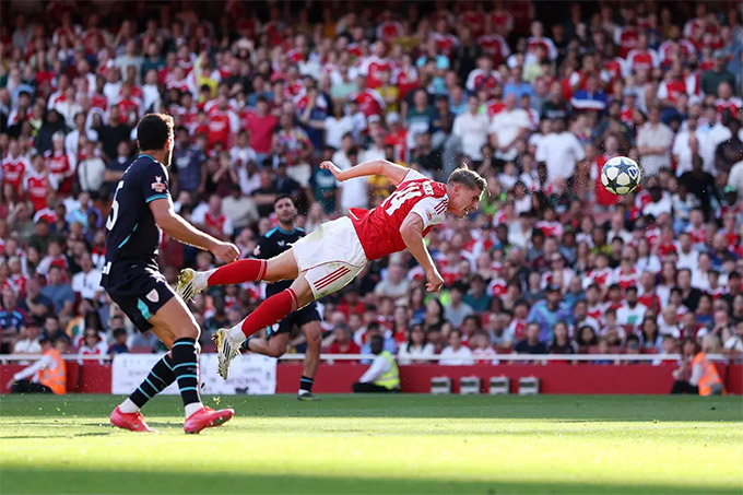 The Swedish striker has adapted to Arsenal