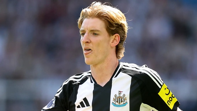 Gordon injured the attack of Newcastle more crisis