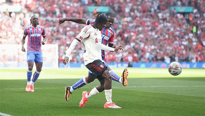 Frimpong will bring a new style to Liverpool's wing corridor