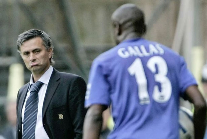 Just because of Gallas's stubbornness, Mourinho immediately punished