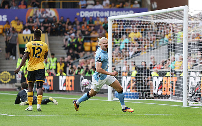 Haaland has a double in the Premier League match 2025/26