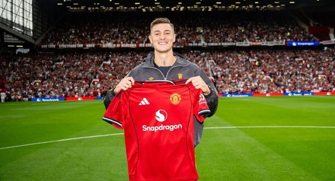 Benjamin Sesko is ready to score for MU to pay back Arsenal
