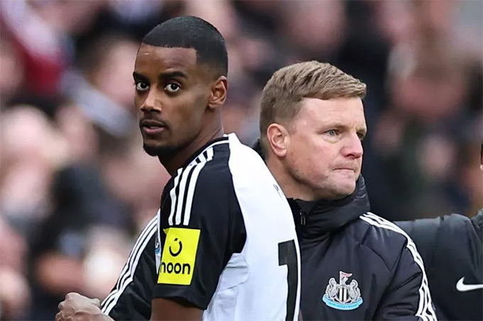 Isak continues to refuse to negotiate contract extension with Newcastle
