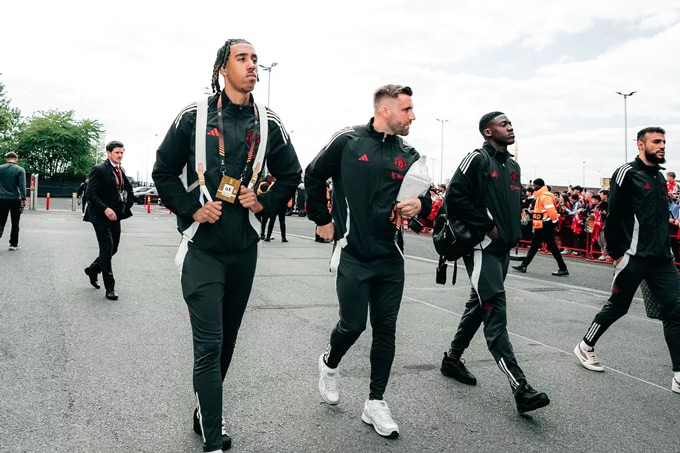 MU has changed the way to move before every match