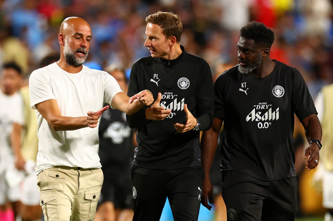 Pep argues with 2 new assistants